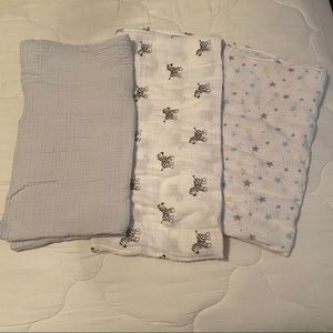 Muslin Blankets